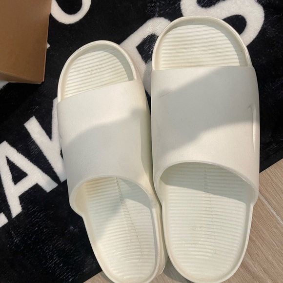 Nike Calm Slide - Picture 2 of 6